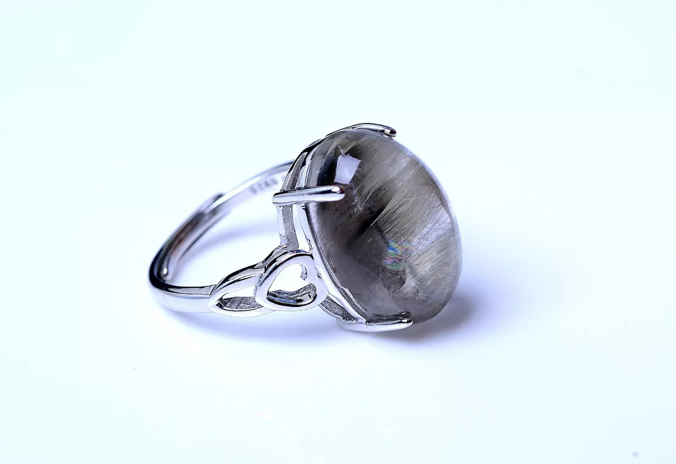 24.55ct Natural Silver Rutilated Quartz Titanium Crystal Adjustable Silver Ring