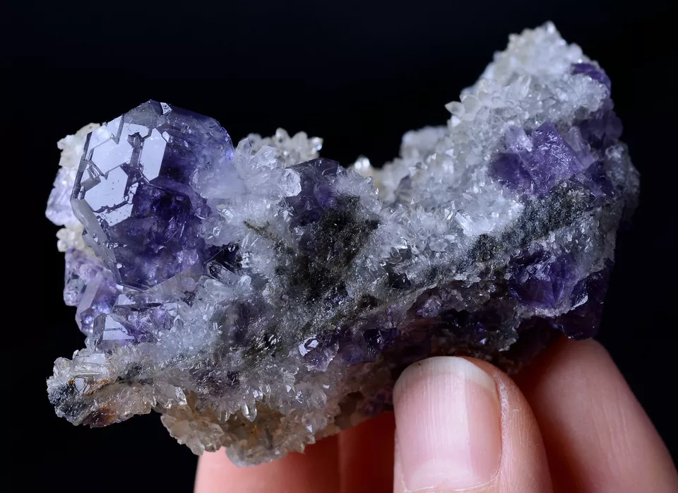 100.95g Newly DISCOVERED RARE PURPLE FLUORITE & QUARTE CRYSTAL MINERAL SPECIMEN