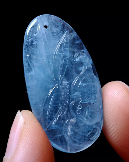 Natural Crystal Ocean Blue Aquamarine woman Gemstone Cure Pendant 6.56g