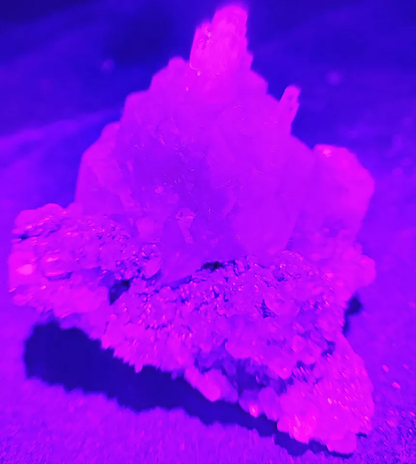 154g Natural Pink Fluorescent Calcite Empire State Building Mineral   Specimen