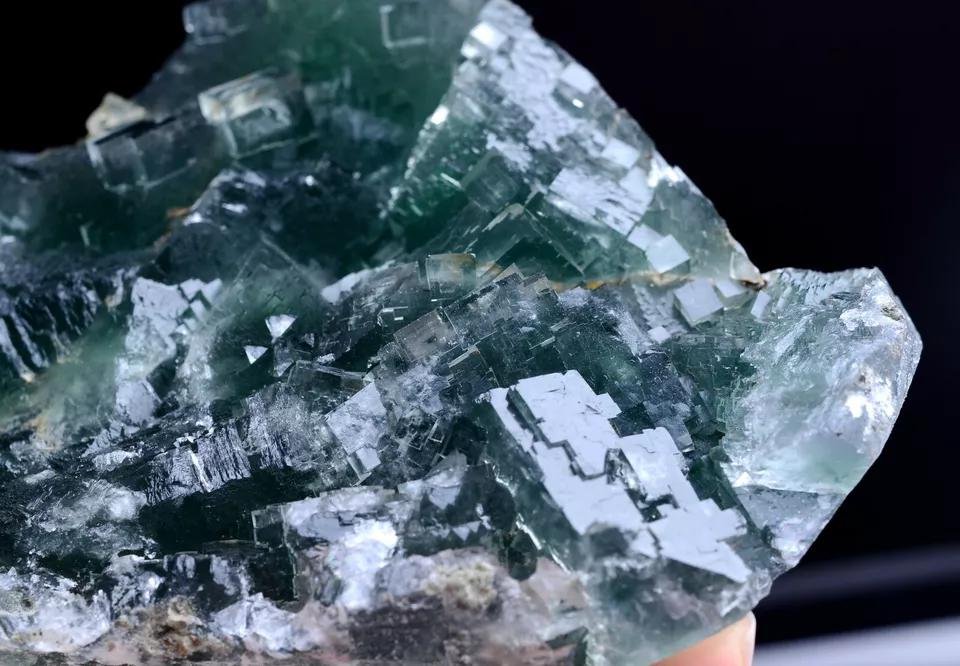 899.0g NATURAL Clear Green Cubic FLUORITE Crystal Cluster Mineral Specimen China