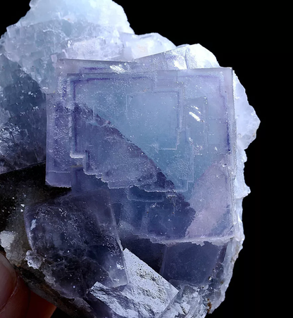 389.g Natural Phantom Window Cube Blue Purple Fluorite Mineral Specimen/  China