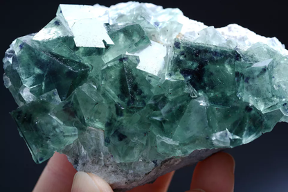 186g Natural Phantom Window Green Fluorite Crystal Mineral Specimen/China