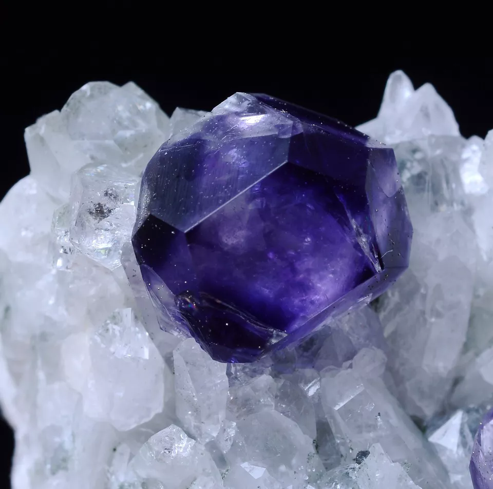 126.58g COLLECTION GEM LEVEL PURPLE FLUORITE & CLEAR CRYSTAL MINERAL SPECIMENS