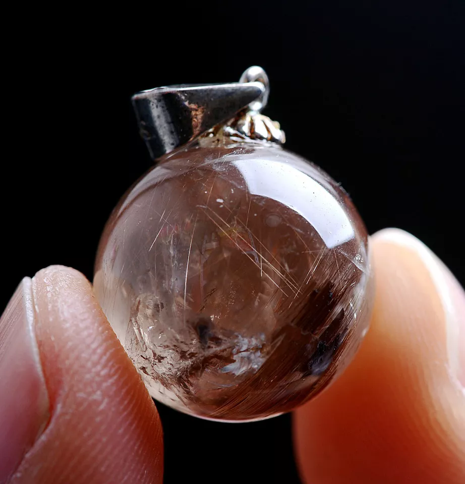 5.3g Natural Gold Rutilated Crystal Ball Woman Cure Healing Pendant  Silver