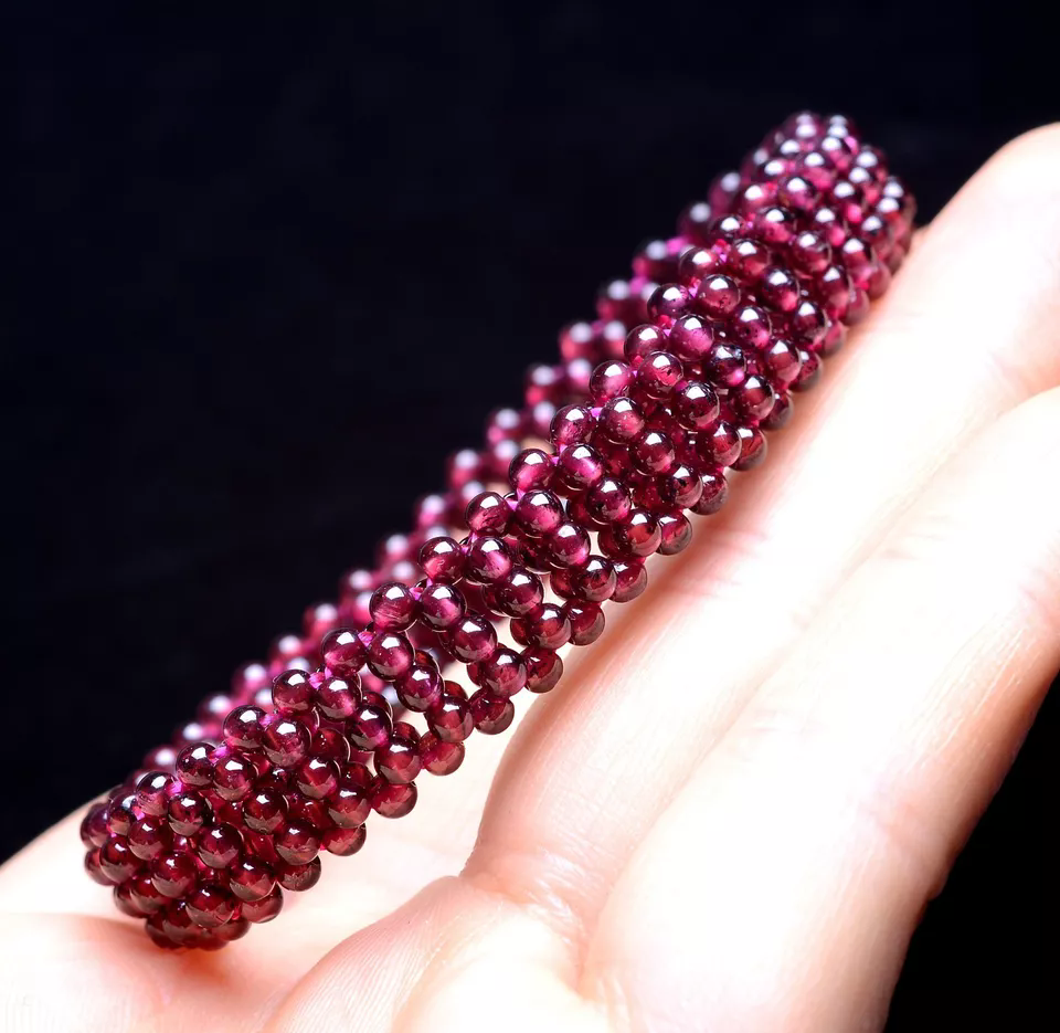 Genuine Natural Wine Red  Garnet Crystal Round Beads Woman Bracelet Gift 15.94g