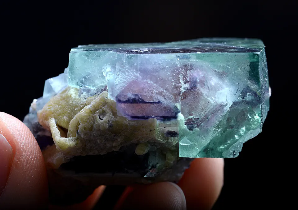 42g Natural Green Purple Strip FLUORITE Mineral Specimen/Inner Mongolia China