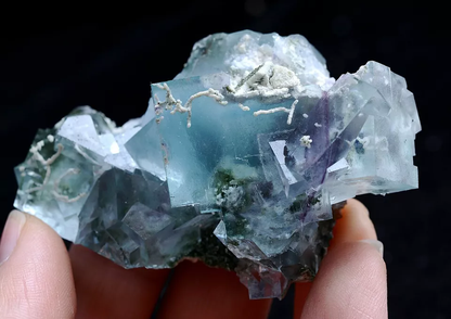 72g Natural Blue And White porcelain Fluorite Mineral Specimen /Yaogangxian