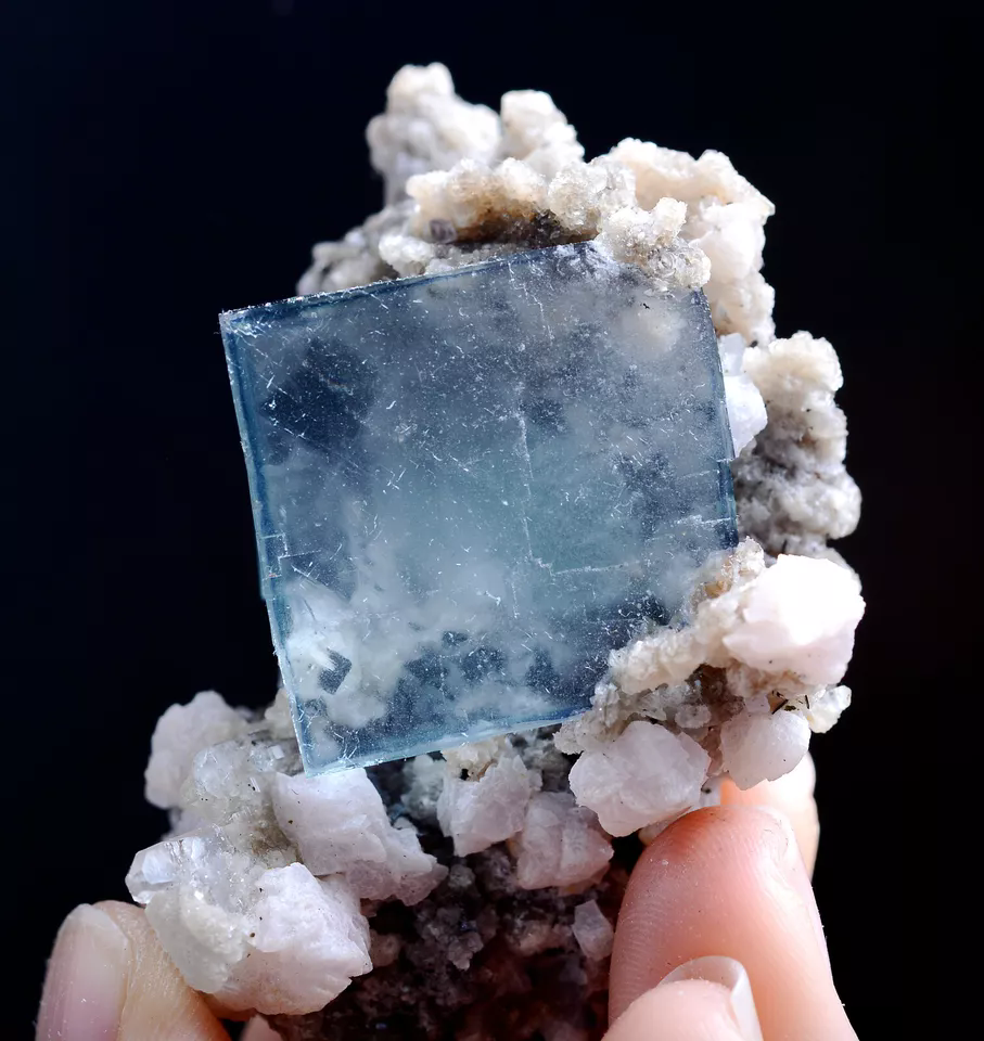 63g Natural Blue And White Porcelain Fluorite Mineral Specimen/Yaogangxian