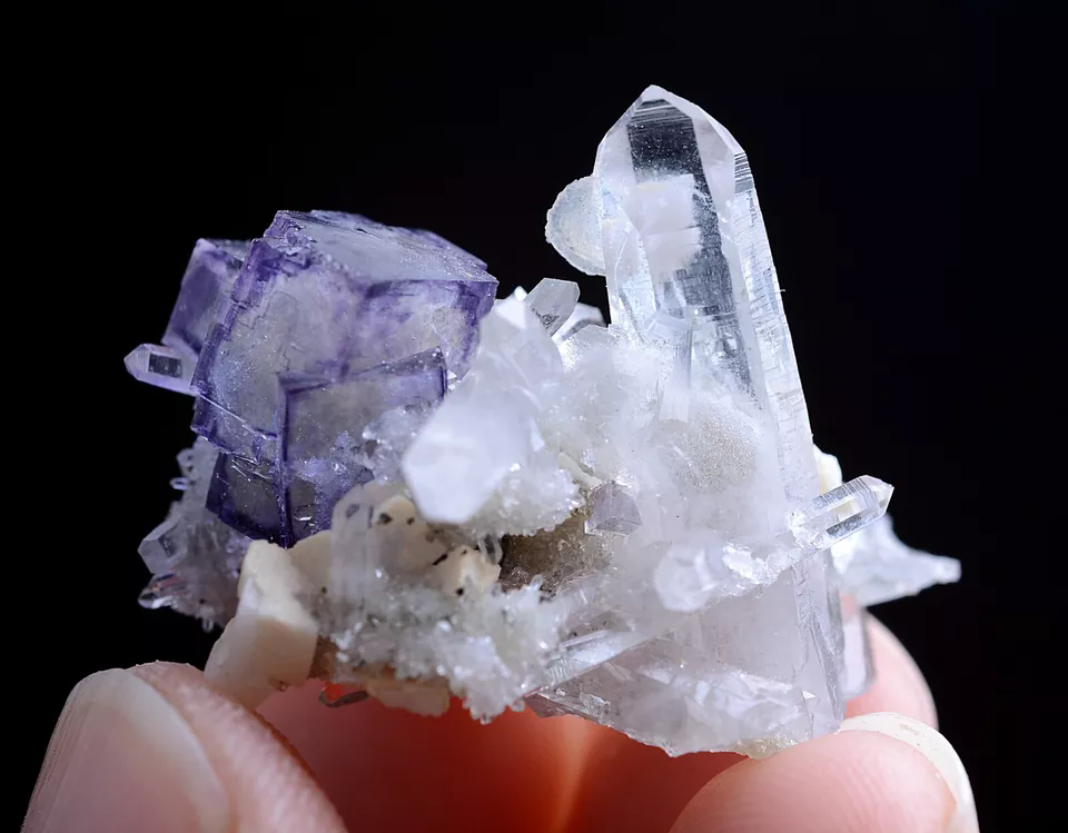 7.3g Natural window Purple FLUORITE Crystal Mineral Specimen/Yaogangxian  China