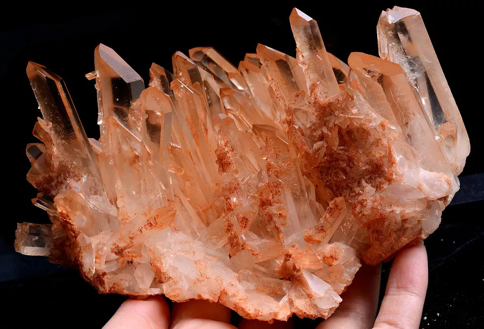 995g Natural Rare Transparent Red Skin QUARTZ Crystal Cluster Mineral Specimens