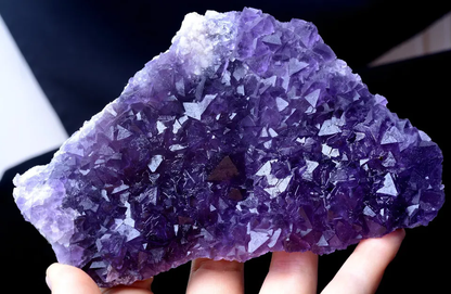 MUSEUM COLLECTION NEWLY DISCOVERED RARE PURPLE FLUORITE MINERAL SAMPLES 320g