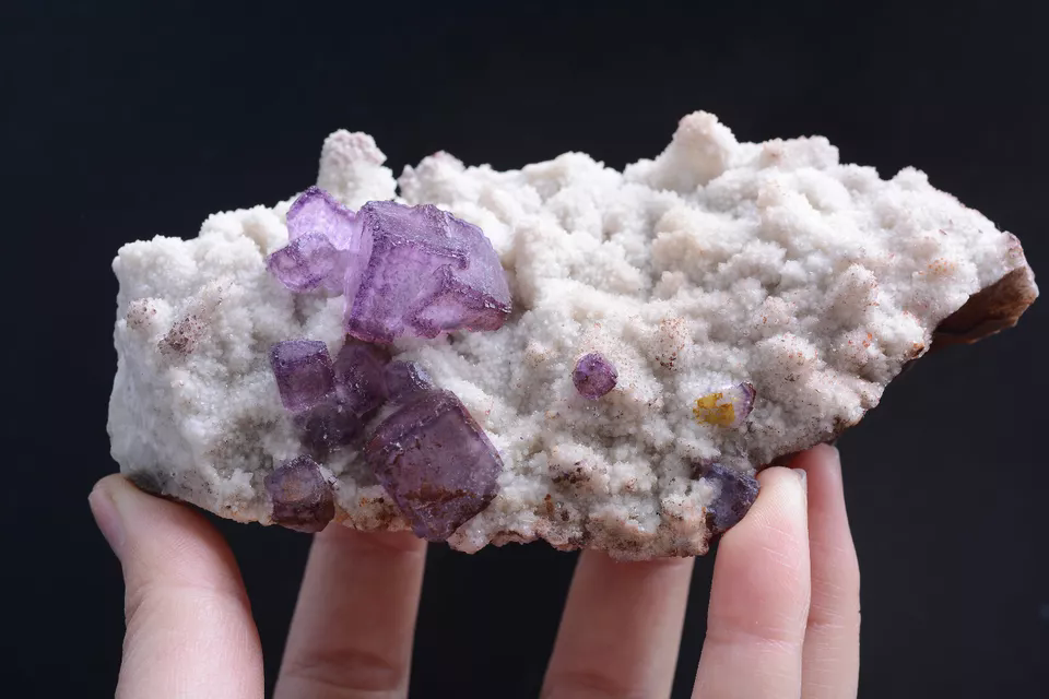 326.g Natural Two-Dimensional Code Purple Fluorite Mineral Specimen/Guizhou