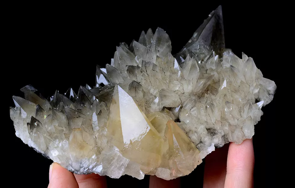 584g Natural Perfect Dipyramidal Yellow Calcite CLUSTER Mineral Specimen/China