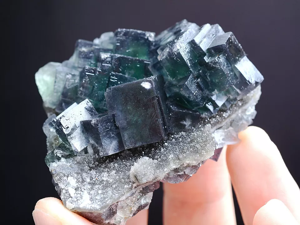 77g New Varieties NATURAL Green Cubic FLUORITE Crystal Cluster Mineral Specimen