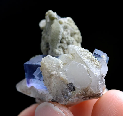 28g Natural Blue And White Porcelain Purple Fluorite Crystal Mineral Specimen