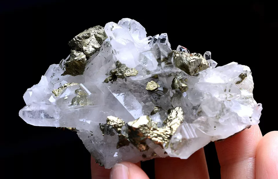 NEWLY DISCOVERED CRYSTAL CLUSTER & CHALCOPYRITE SYMBIOTIC MINERAL SAMPLES  153g