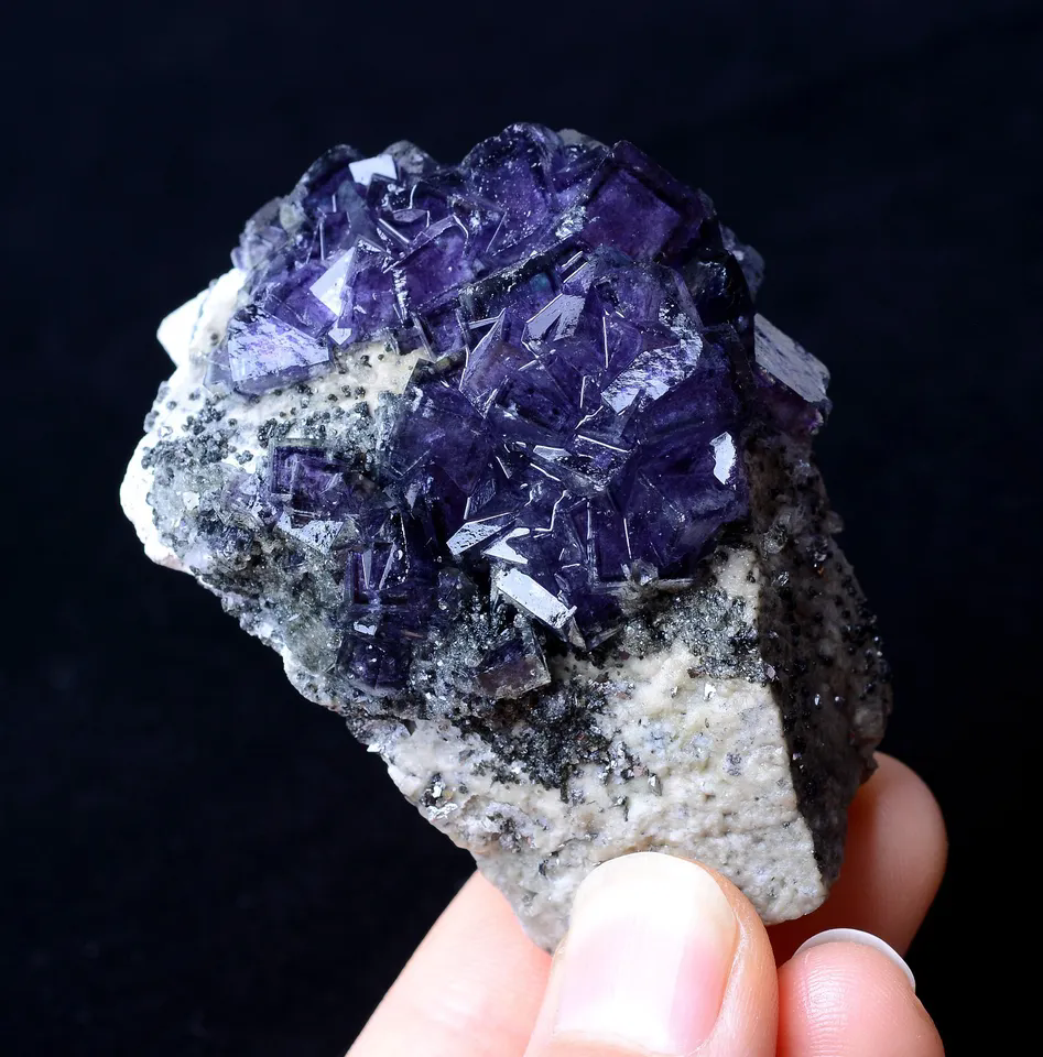 103g BEAUTY TRANSPARENT GEM LEVEL PURPLE FLUORITE CRYSTAL MINERAL SPECIMEN