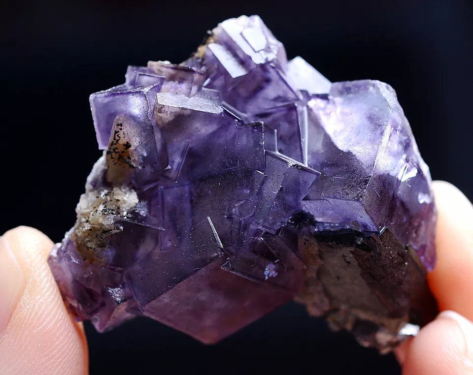 26.g NEWLY DISCOVERED RARE PURPLE FLUORITE MINERAL SAMPLES/Yaogang xian