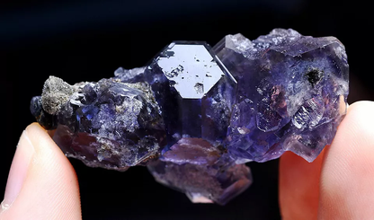 35.g COLLECTION NEWLY DISCOVERED RARE CUBE PURPLE FLUORITE MINERAL SAMPLES