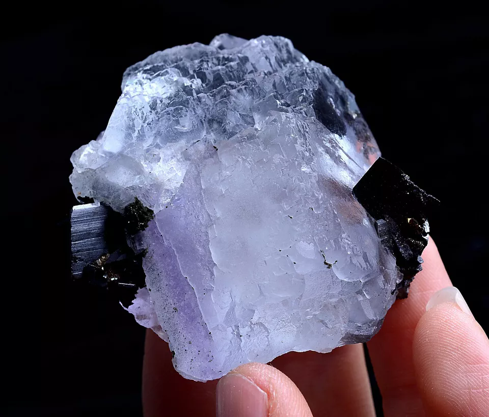 Yao Gang Xian Transparent PURPLE FLUORITE & WOLFRAMITE MINERAL SPECIMEN 88g