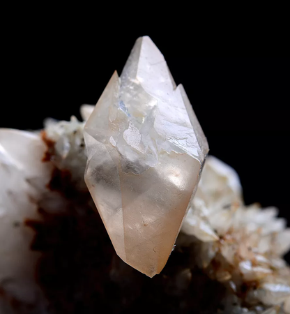 113g Natural red double-pointed Calcite Mineral Specimen/Hubei China