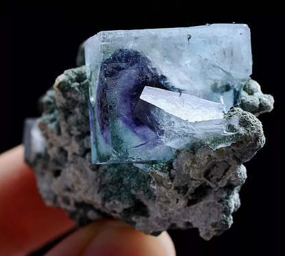 40g Natura Complete Clear Purple FLUORITE  Mineral Specimen / Yaogangxian China