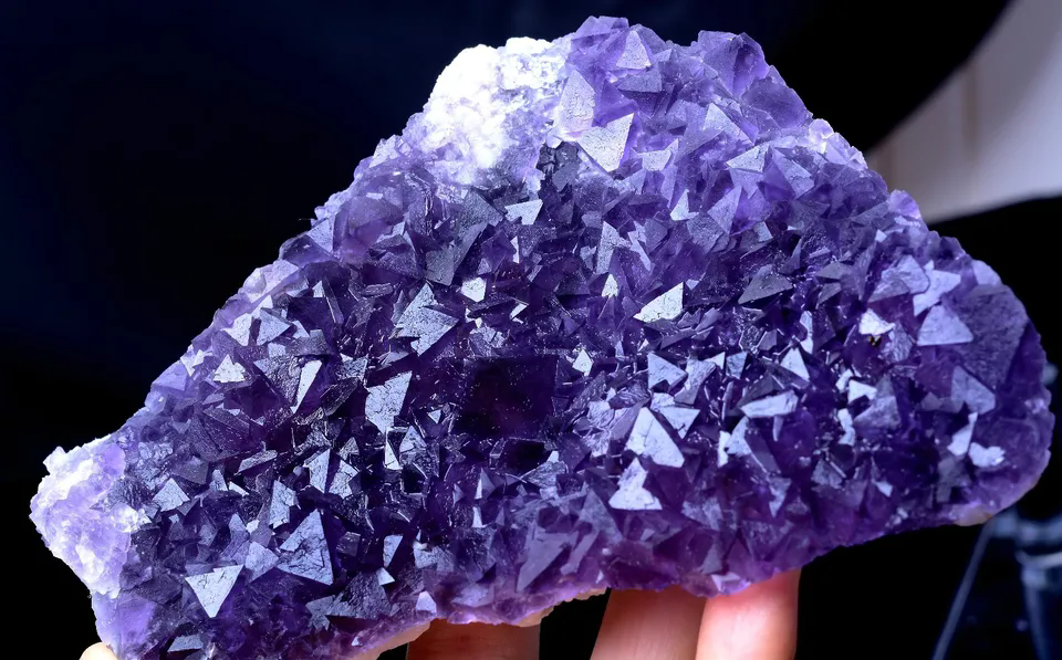 MUSEUM COLLECTION NEWLY DISCOVERED RARE PURPLE FLUORITE MINERAL SAMPLES 320g