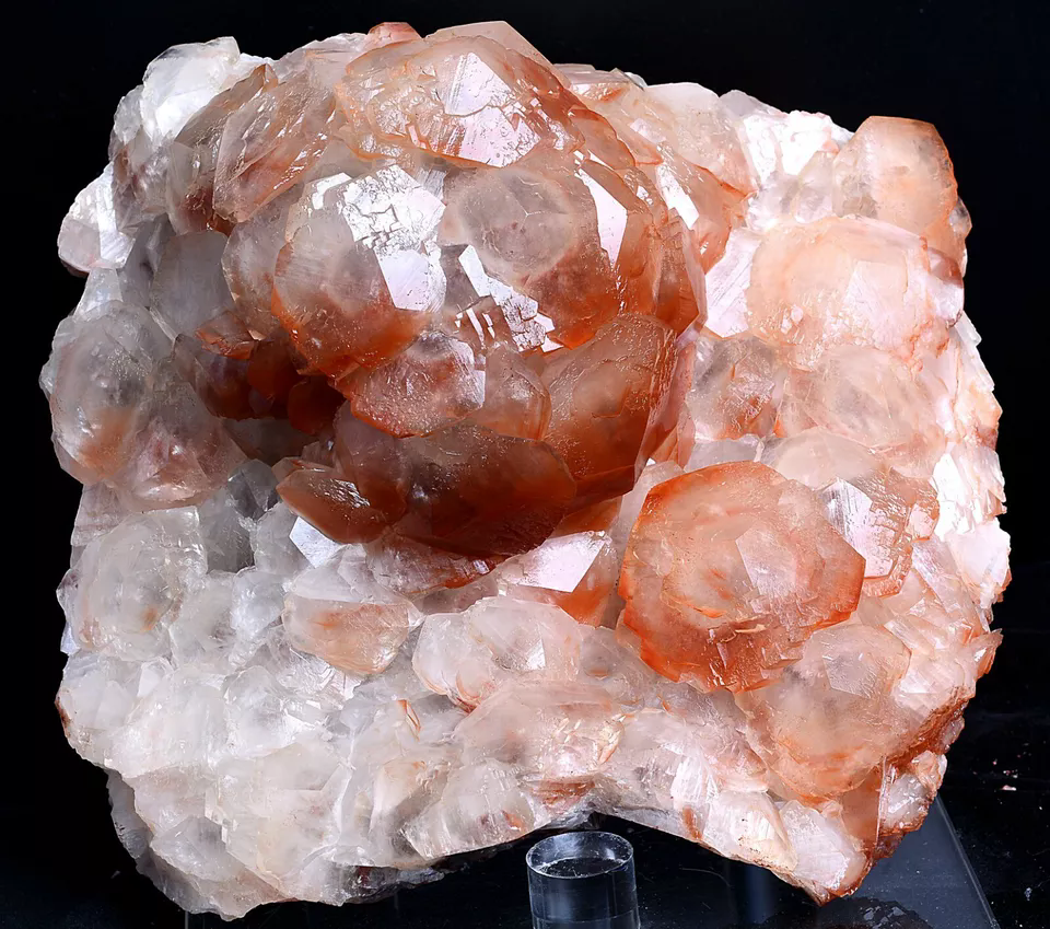 2696g Natural Complete Red Fluorescent Benz Calcite Mineral Specimen/China