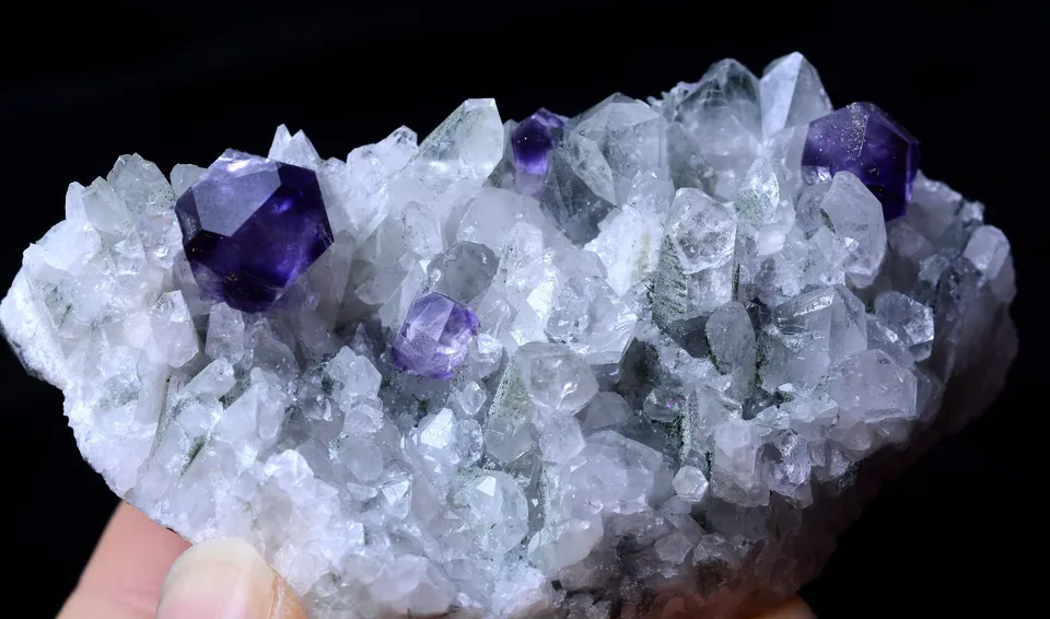 126.58g COLLECTION GEM LEVEL PURPLE FLUORITE & CLEAR CRYSTAL MINERAL SPECIMENS