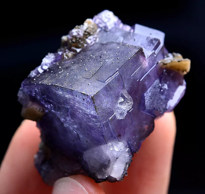 32.g Yao Gang Xian NEWLY DISCOVERED RARE PURPLE FLUORITE MINERAL SAMPLES