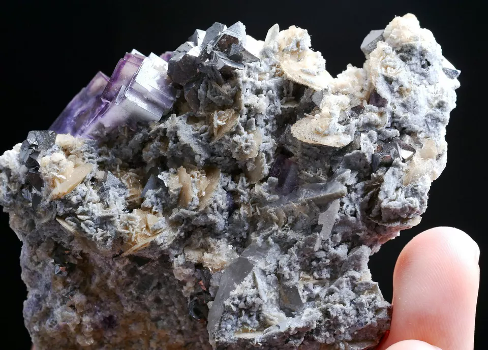 135.g Natural Window Purple Fluorite Arsenopyrite Mineral  Specimen/Yaogangxian