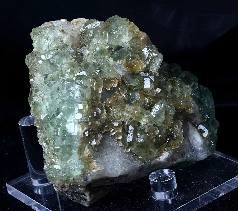 1124g Newly DISCOVERED RARE GREEN CUBE FLUORITE CRYSTAL MINERAL SPECIMEN/China