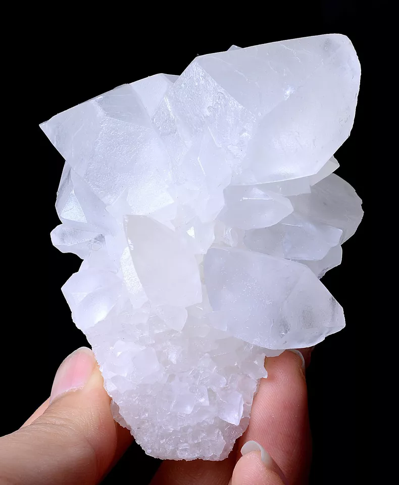 215g Natural Rare White Crystallization Stone Cluster Mineral Specimen/ China