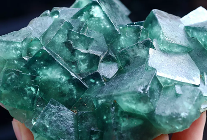 712.g NATURAL Beauty Green Cubic FLUORITE Crystal Cluster Mineral Specimen