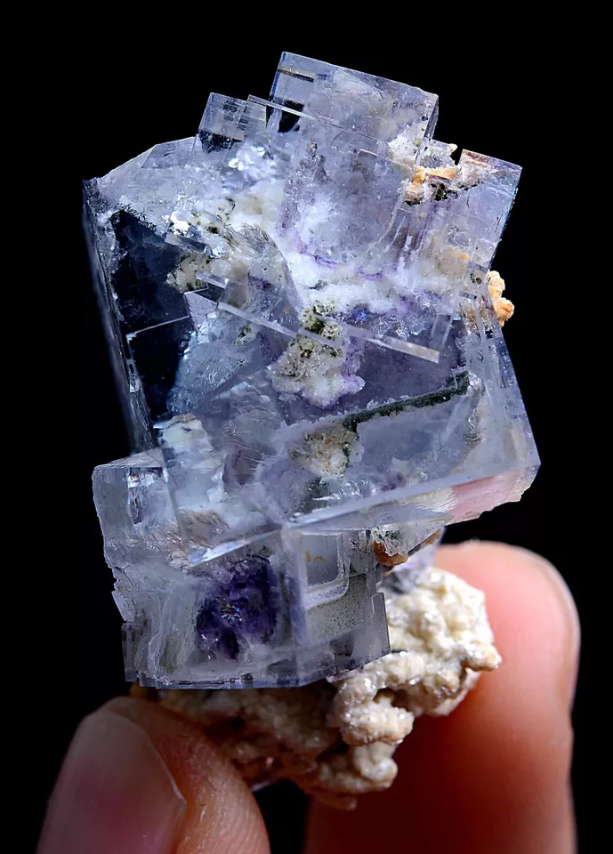 26.5g RARE! Transparent PURPLE CUBIC FLUORITE MINERAL SPECIMEN/YaoGangXian