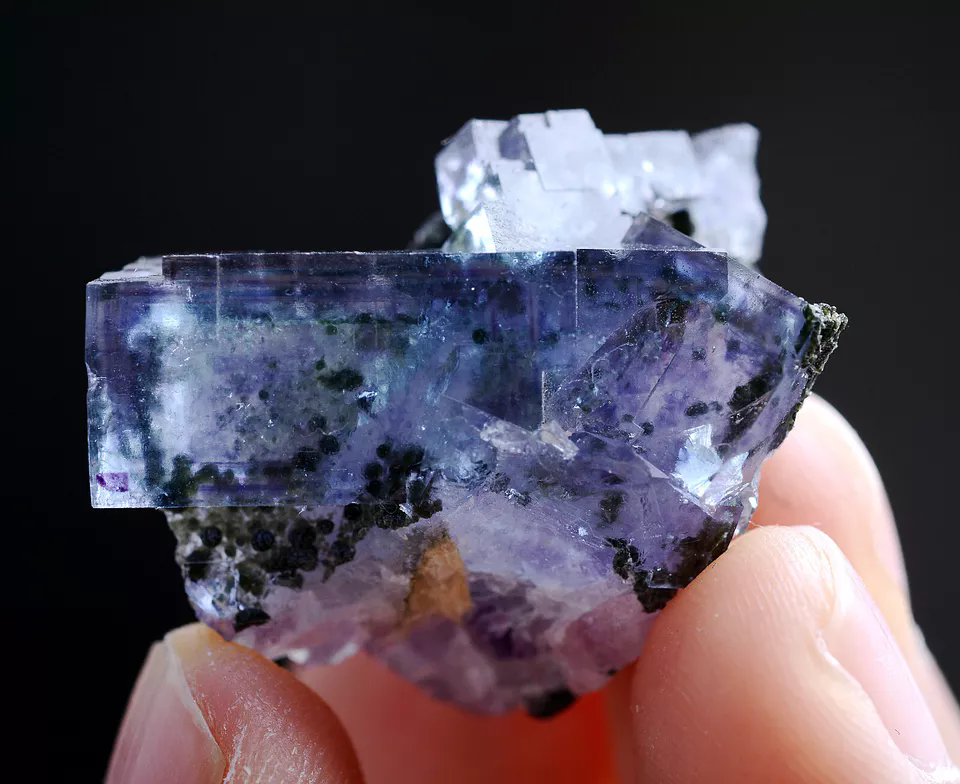 14.g Natural Phantom window Purple FLUORITE Mineral Specimen /Yaogangxian China