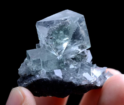 31.0g Natural Rare lucency Ghost Fluorite Mineral Specimen/ Xianghuapu China