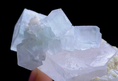 81g Natural Blue And White Porcelain Fluorite & Crystal Mineral Specimen/China