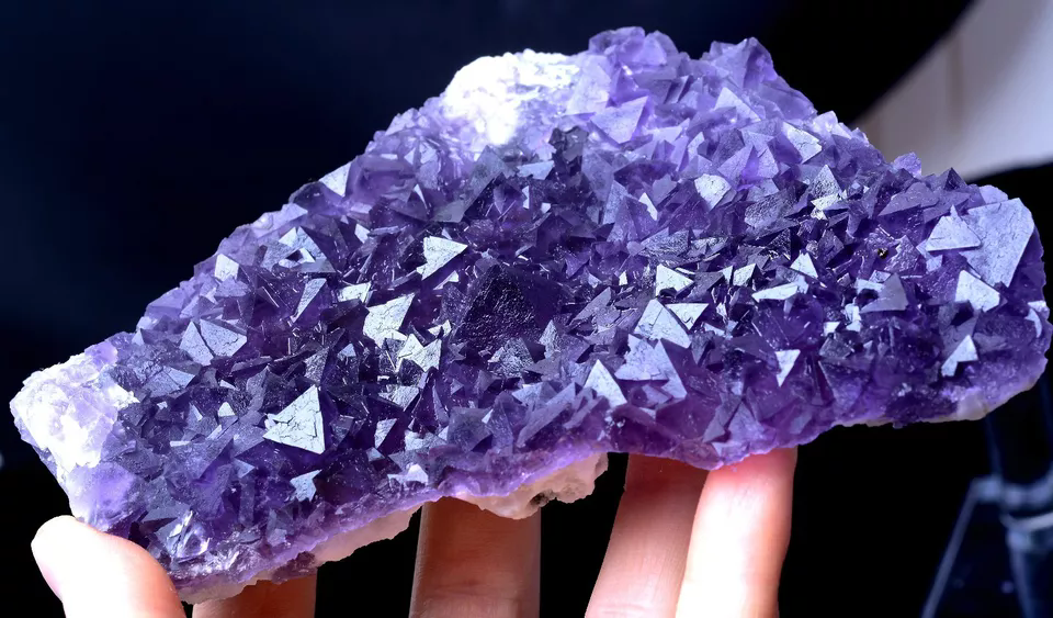 MUSEUM COLLECTION NEWLY DISCOVERED RARE PURPLE FLUORITE MINERAL SAMPLES 320g