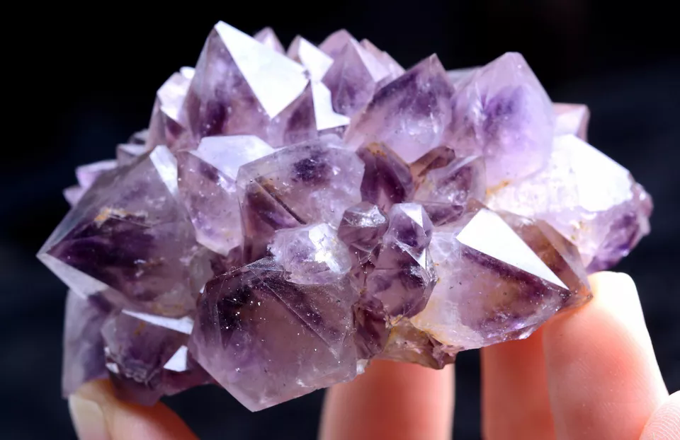 129gTransparent Natural Skeletal Amethyst Pyramid Quartz Srystal Point Specimen