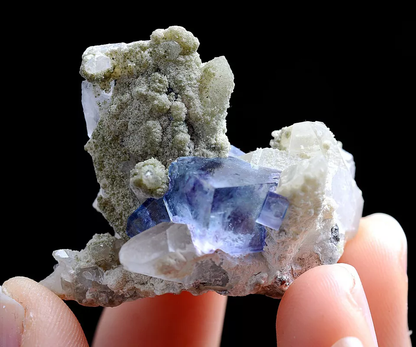 28g Natural Blue And White Porcelain Purple Fluorite Crystal Mineral Specimen