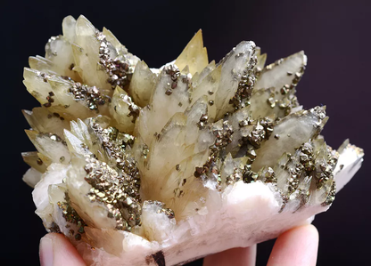 435g Natural Perfect Dipyramidal Yellow Calcite & Pyrite Mineral Specimen/China