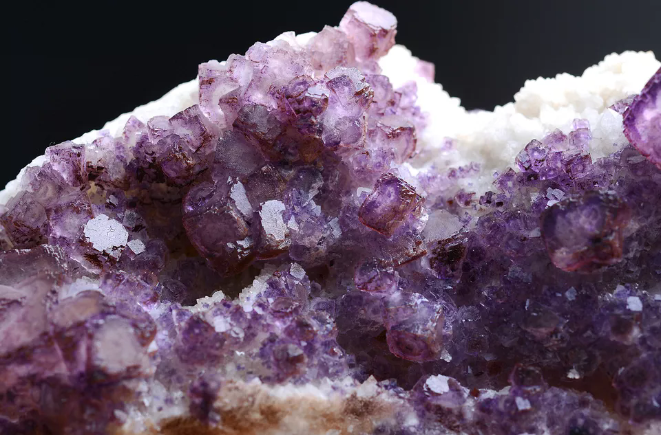 241.g Natural Two-Dimensional Code Purple Fluorite Mineral Specimen/Guizhou