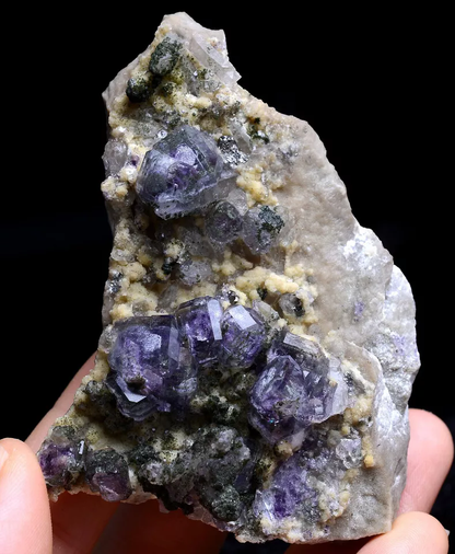 100.6g Newly DISCOVERED RARE CUBE PURPLE FLUORITE MINERAL SAMPLES /YaoGang Xian