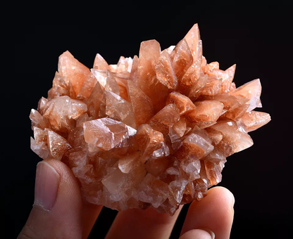 89g Newly Natural Swallow-Tail Twin Crystal Calcite Mineral Specimen/China