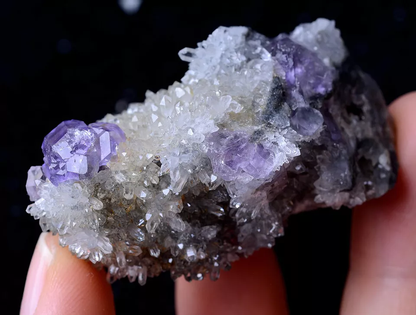 Newly DISCOVERED RARE PURPLE FLUORITE & QUARTE CRYSTAL MINERAL SPECIMEN 36.85g