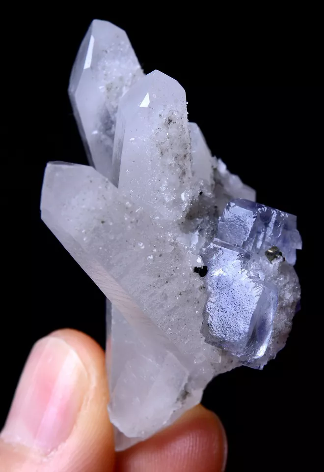 22.15g NEWLY DISCOVERED RARE PURPLE FLUORITE& CRYSTAL SYMBIOTIC MINERAL SAMPLES