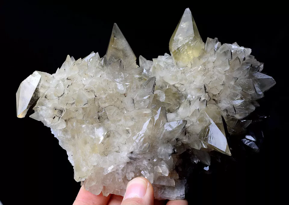 524g Natural Perfect Dipyramidal Yellow Calcite CLUSTER Mineral Specimen /China