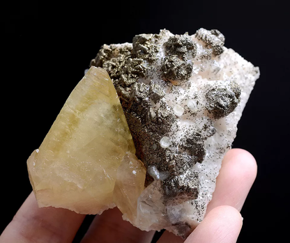 123g Natural Pink Fluorescent Yellow Calcite Pyrite Mineral Specimen/China